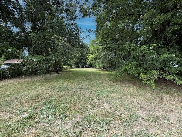0.34 Acres of Residential Land for Sale in De Kalb, Texas