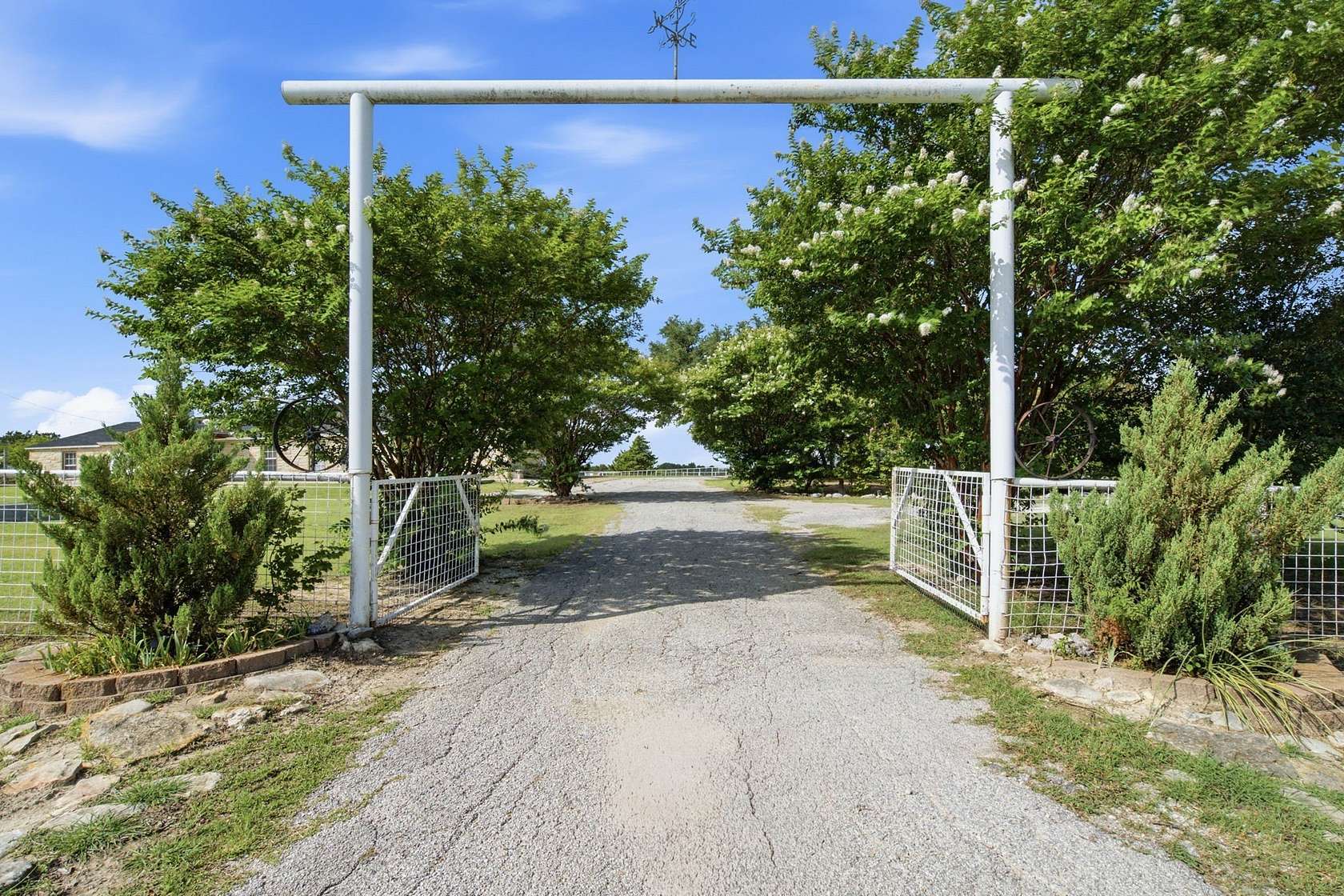 14.2 Acres of Land with Home for Sale in Weatherford, Texas