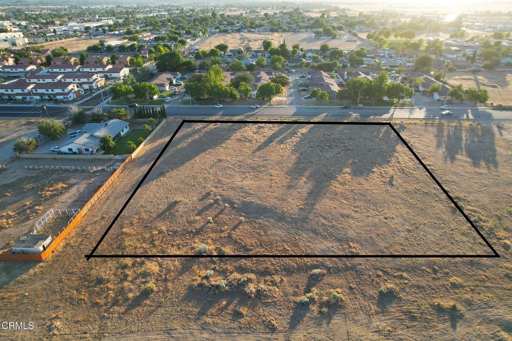1 Acre of Mixed-Use Land for Sale in Palmdale, California