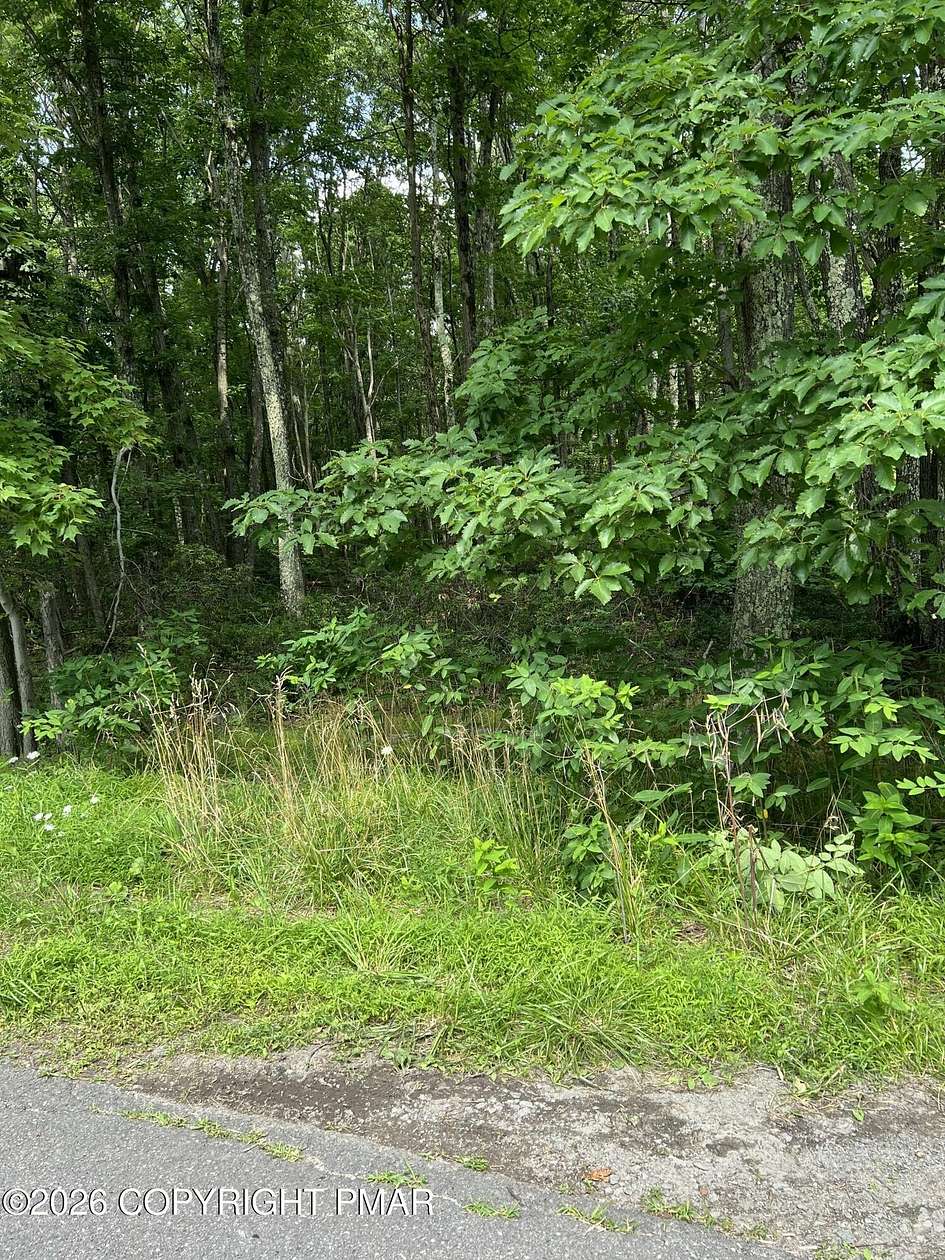 0.68 Acres of Residential Land for Sale in Mount Pocono, Pennsylvania