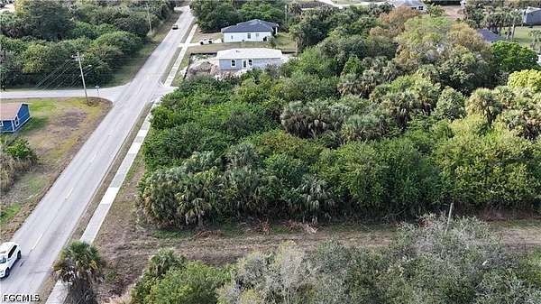 0.25 Acres of Residential Land for Sale in Lehigh Acres, Florida