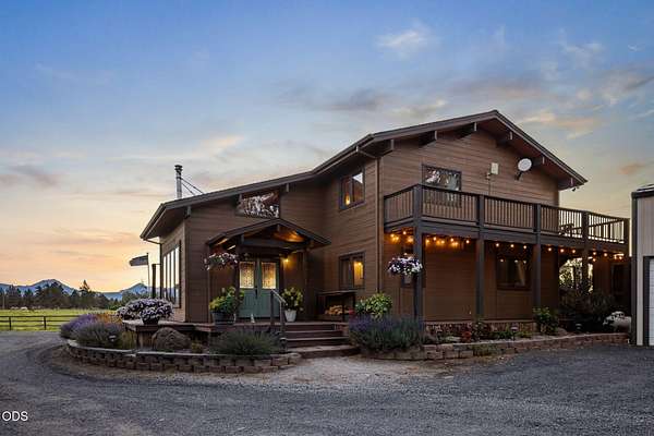 33.5 Acres of Land with Home for Sale in Bend, Oregon