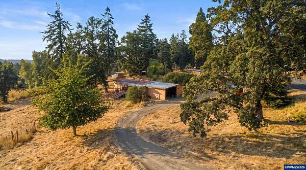 5 Acres of Land with Home for Sale in Scio, Oregon