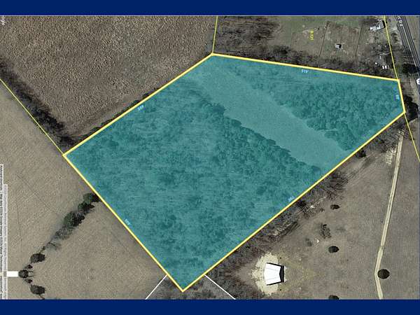 7.1 Acres of Residential Land for Sale in Waynesboro, Tennessee