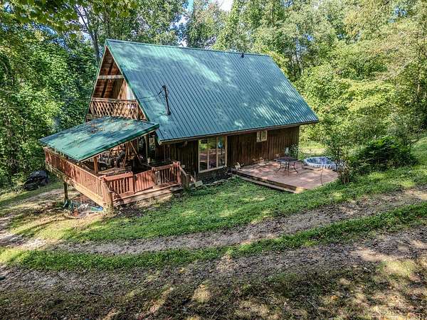 9 Acres of Land with Home for Sale in Morehead, Kentucky