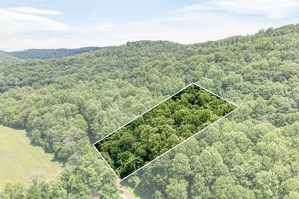 3.37 Acres of Residential Land for Sale in Sparta, Tennessee