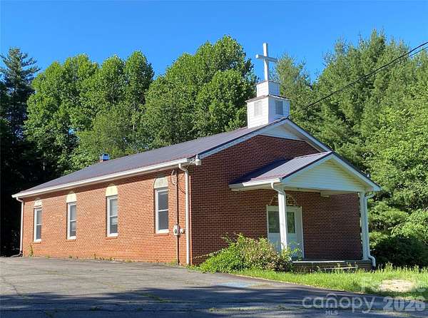 1.85 Acres of Mixed-Use Land for Sale in Spruce Pine, North Carolina