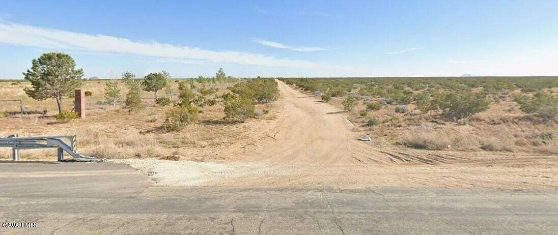2.5 Acres of Land for Sale in Mojave, California