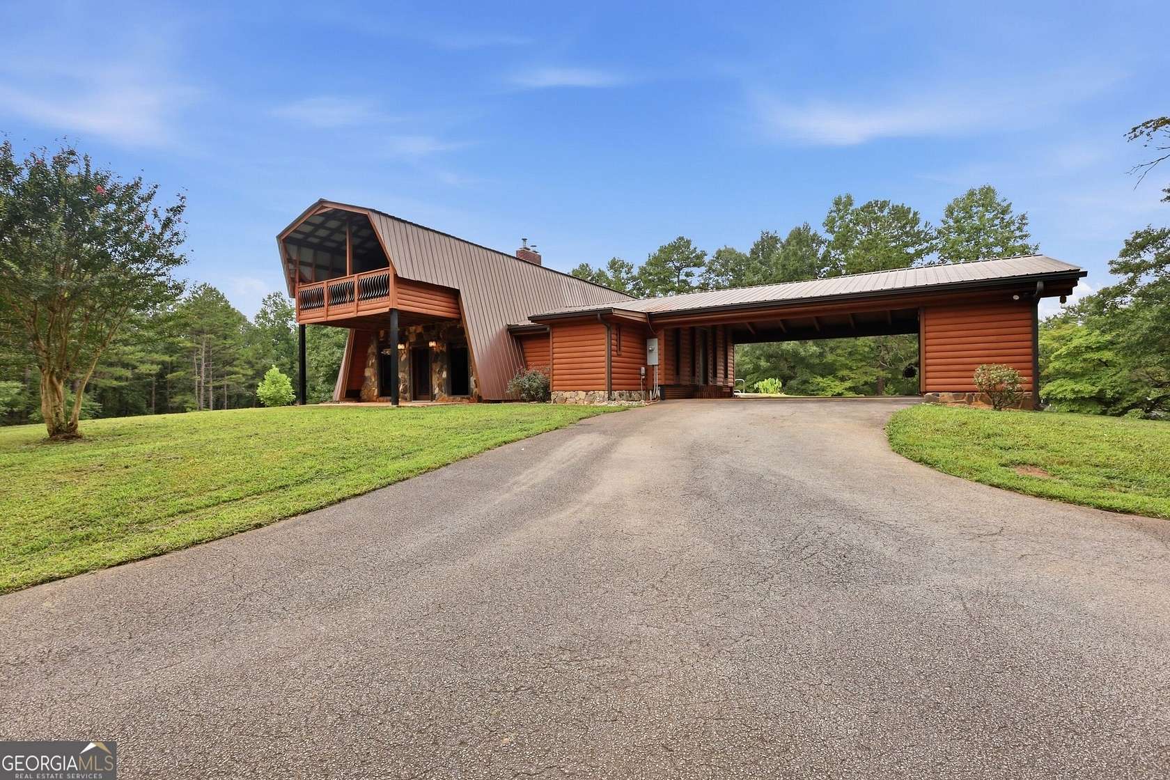 2 Acres of Land with Home for Sale in Toccoa, Georgia