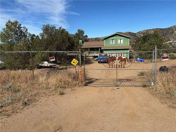 4.72 Acres of Land with Home for Sale in Acton, California