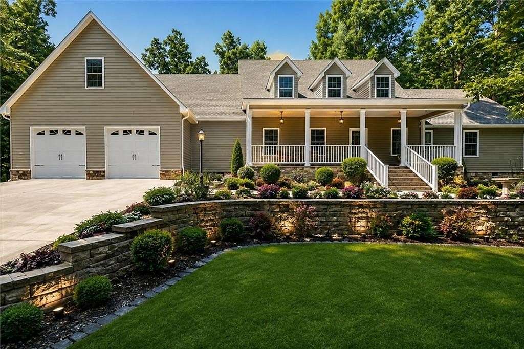 19.7 Acres of Land with Home for Sale in Cave Spring, Georgia