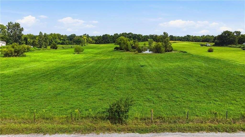 8.9 Acres of Mixed-Use Land for Sale in Oak Grove, Missouri