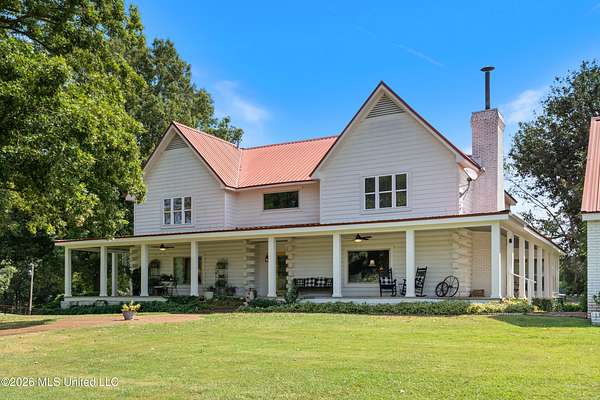 41 Acres of Land with Home for Sale in Senatobia, Mississippi