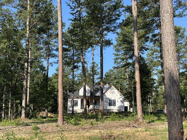 5.2 Acres of Land with Home for Sale in Soddy-Daisy, Tennessee