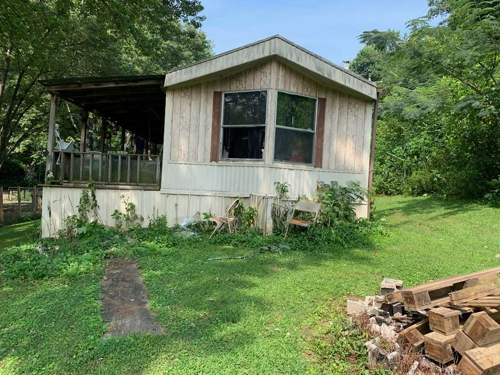 2.3 Acres of Land with Home for Sale in Celina, Tennessee