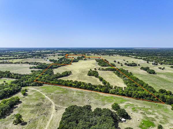 100 Acres of Land for Sale in Cumby, Texas