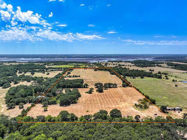65 Acres of Recreational & Residential Land for Sale in Ivanhoe, Texas