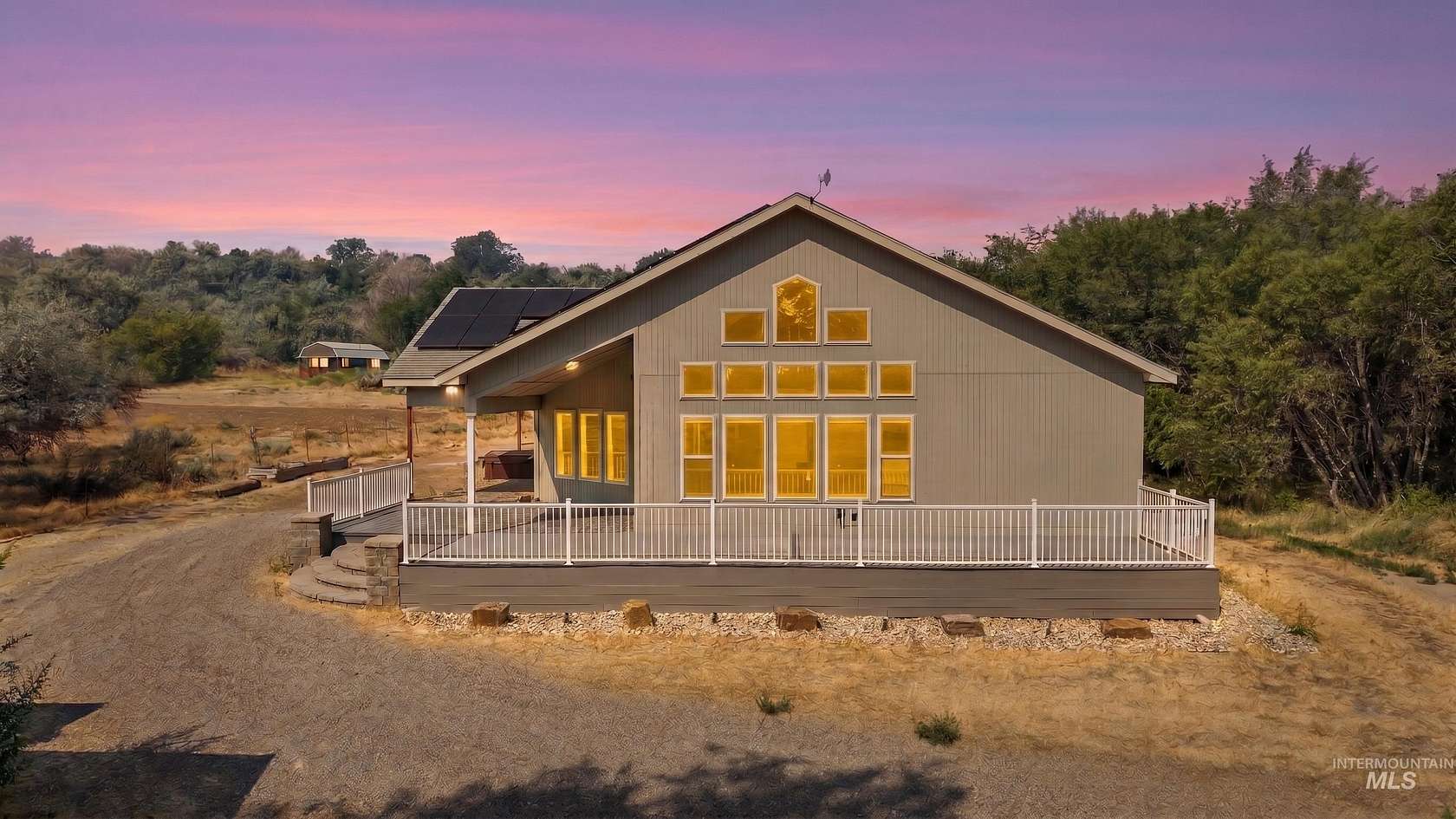 3.48 Acres of Land with Home for Sale in Buhl, Idaho
