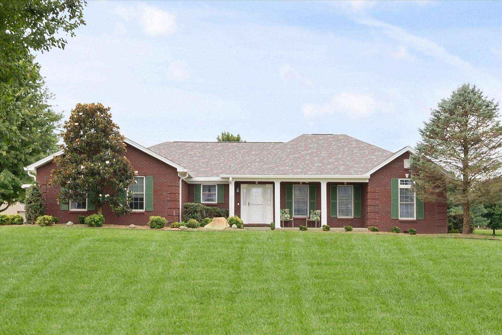 5.34 Acres of Land with Home for Sale in Shelbyville, Kentucky