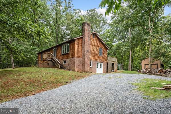 5 Acres of Land with Home for Lease in Bluemont, Virginia