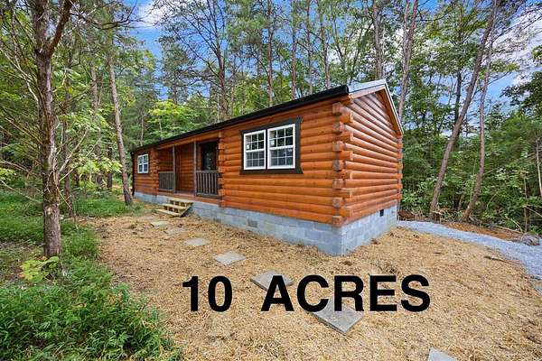 10 Acres of Recreational Land with Home for Sale in Columbia, Kentucky