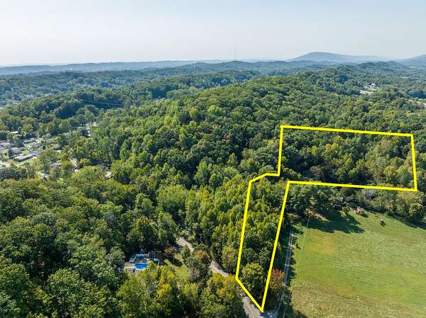 5.25 Acres of Residential Land for Sale in Chattanooga, Tennessee