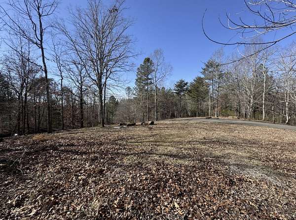 5 Acres of Residential Land for Sale in Oldfort, Tennessee