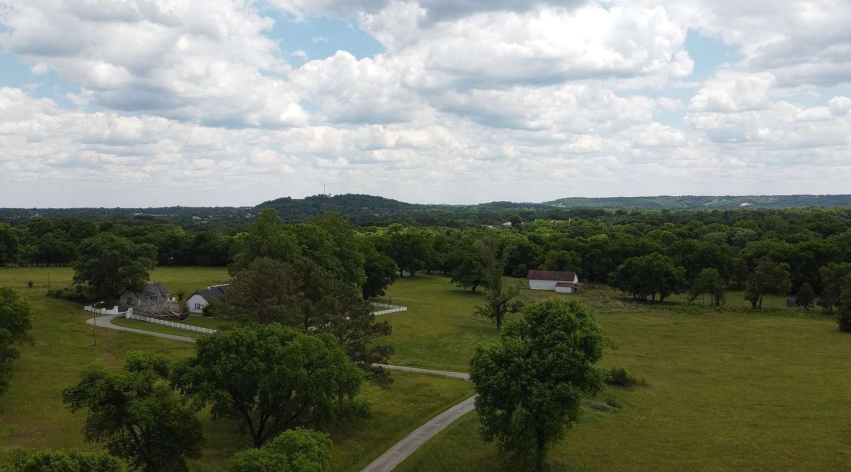 30.8 Acres of Agricultural Land for Sale in Columbia, Tennessee