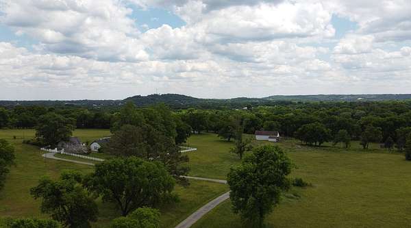 30.8 Acres of Agricultural Land for Sale in Columbia, Tennessee