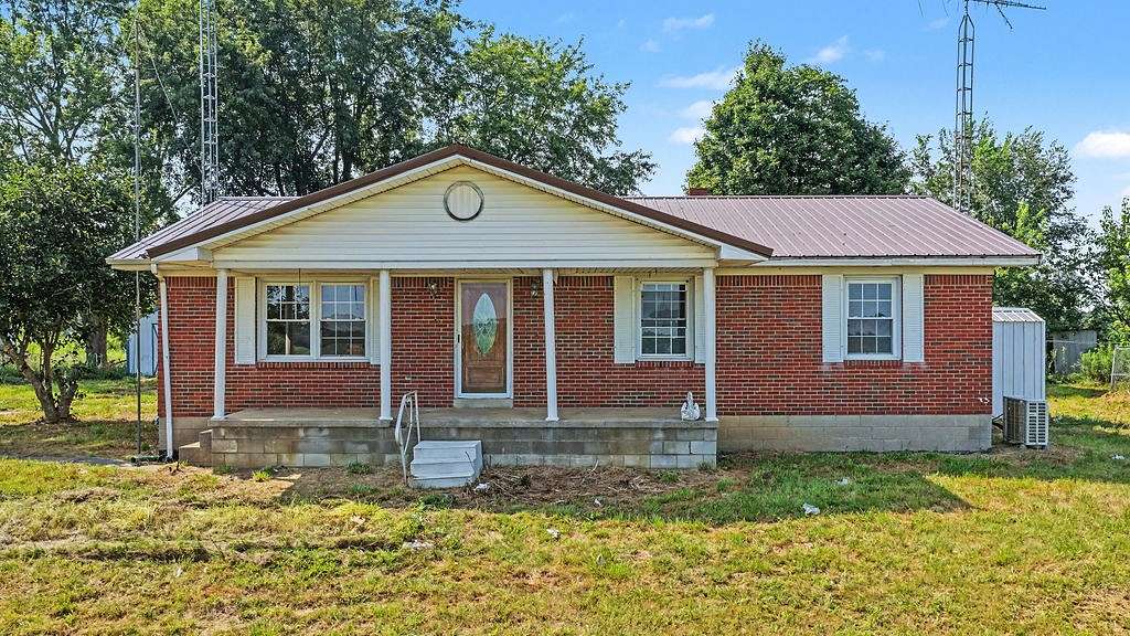 12 Acres of Improved Land for Auction in Clarkson, Kentucky