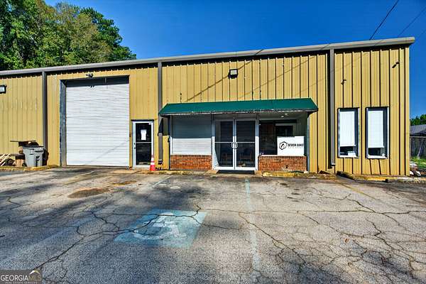 1.72 Acres of Improved Commercial Land for Sale in LaGrange, Georgia