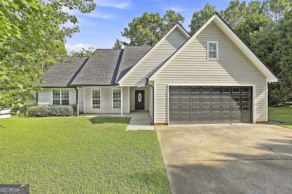 2.1 Acres of Land with Home for Sale in Senoia, Georgia