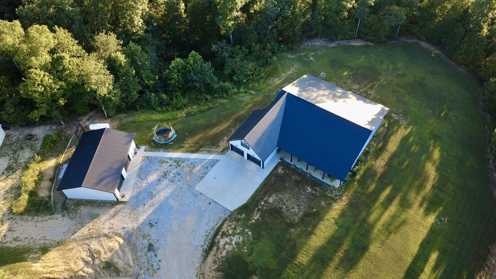 15.2 Acres of Land with Home for Sale in Cadiz, Kentucky