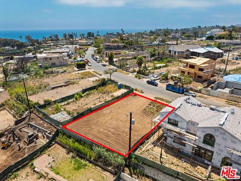 0.14 Acres of Residential Land for Sale in Los Angeles, California