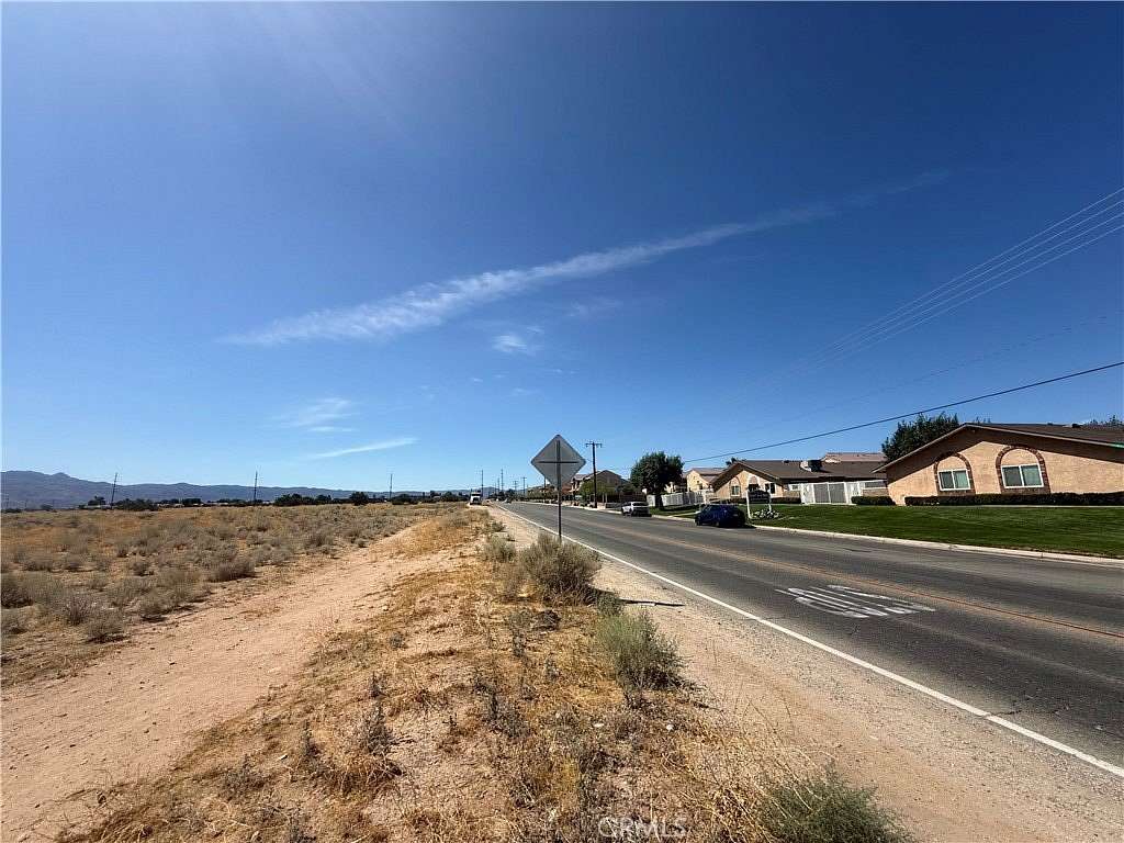 1 Acre of Residential Land for Sale in Hesperia, California