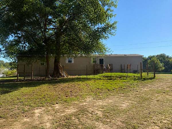1.5 Acres of Land with Home for Sale in Athens, Texas