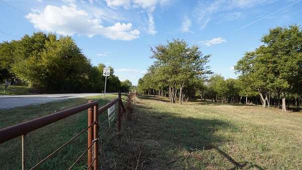 2.2 Acres of Residential Land for Sale in Farmersville, Texas