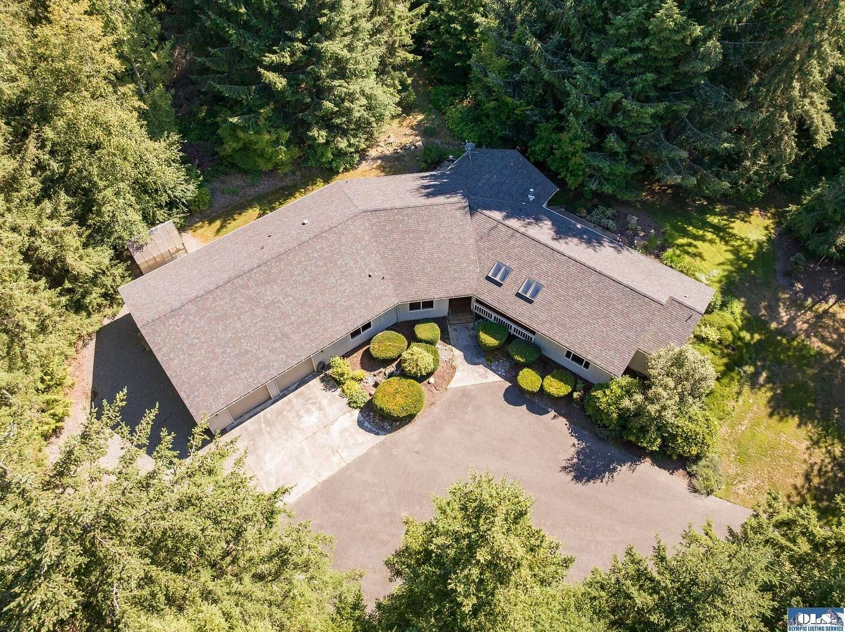3.58 Acres of Land with Home for Sale in Port Angeles, Washington