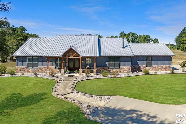 60.1 Acres of Agricultural Land with Home for Sale in Fouke, Arkansas