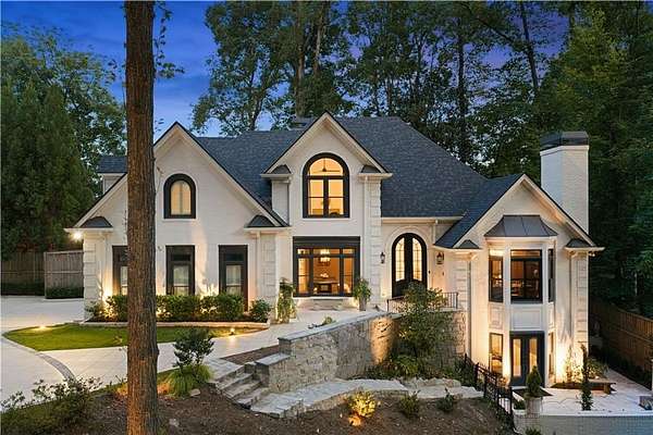 1.5 Acres of Land with Home for Sale in Atlanta, Georgia