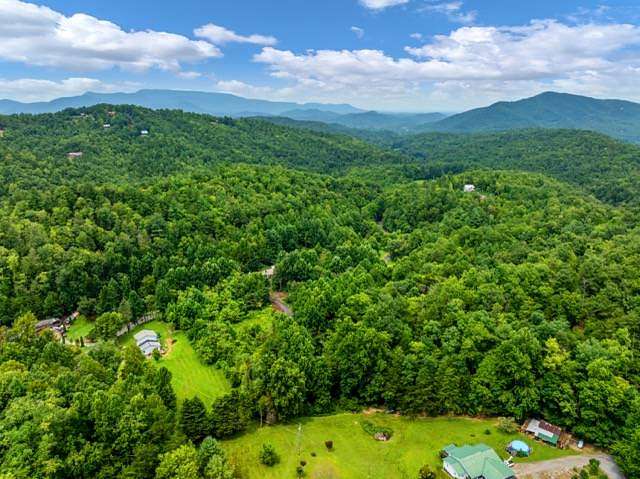 1 Acre of Residential Land for Sale in Cosby, Tennessee
