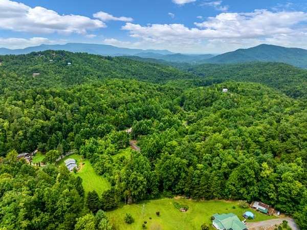 1 Acre of Residential Land for Sale in Cosby, Tennessee