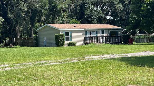 6.5 Acres of Land with Home for Sale in Oxford, Florida