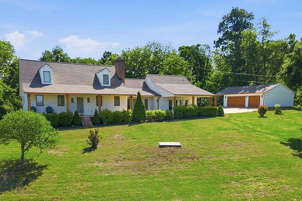 5 Acres of Land with Home for Sale in Columbia, Tennessee