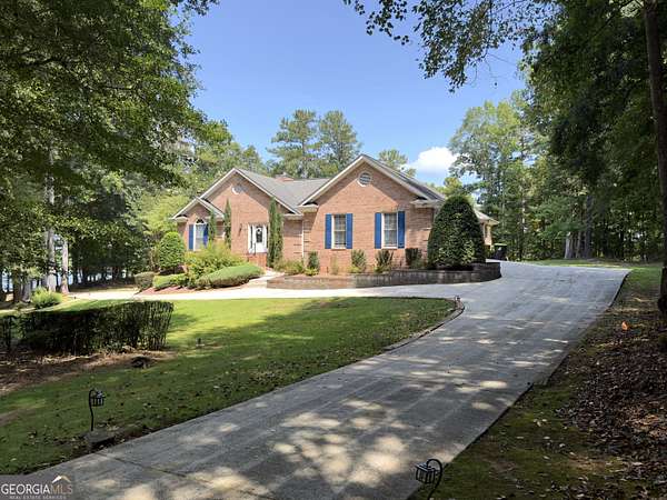 2 Acres of Land with Home for Lease in Hampton, Georgia