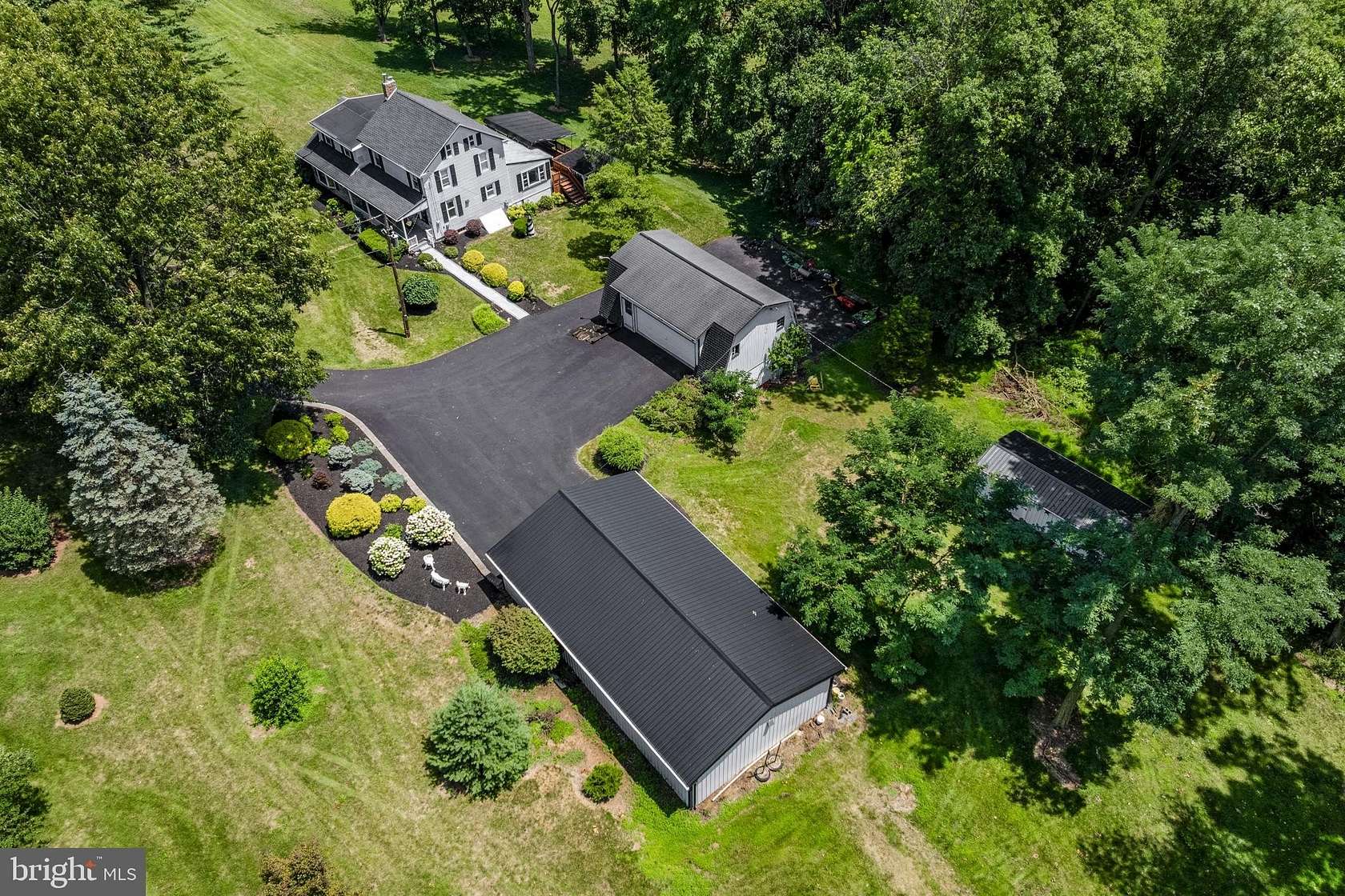 8 Acres of Land with Home for Auction in Ephrata, Pennsylvania