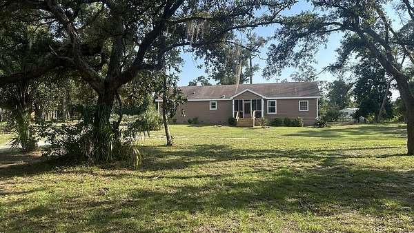 3.44 Acres of Improved Mixed-Use Land for Sale in Steinhatchee, Florida