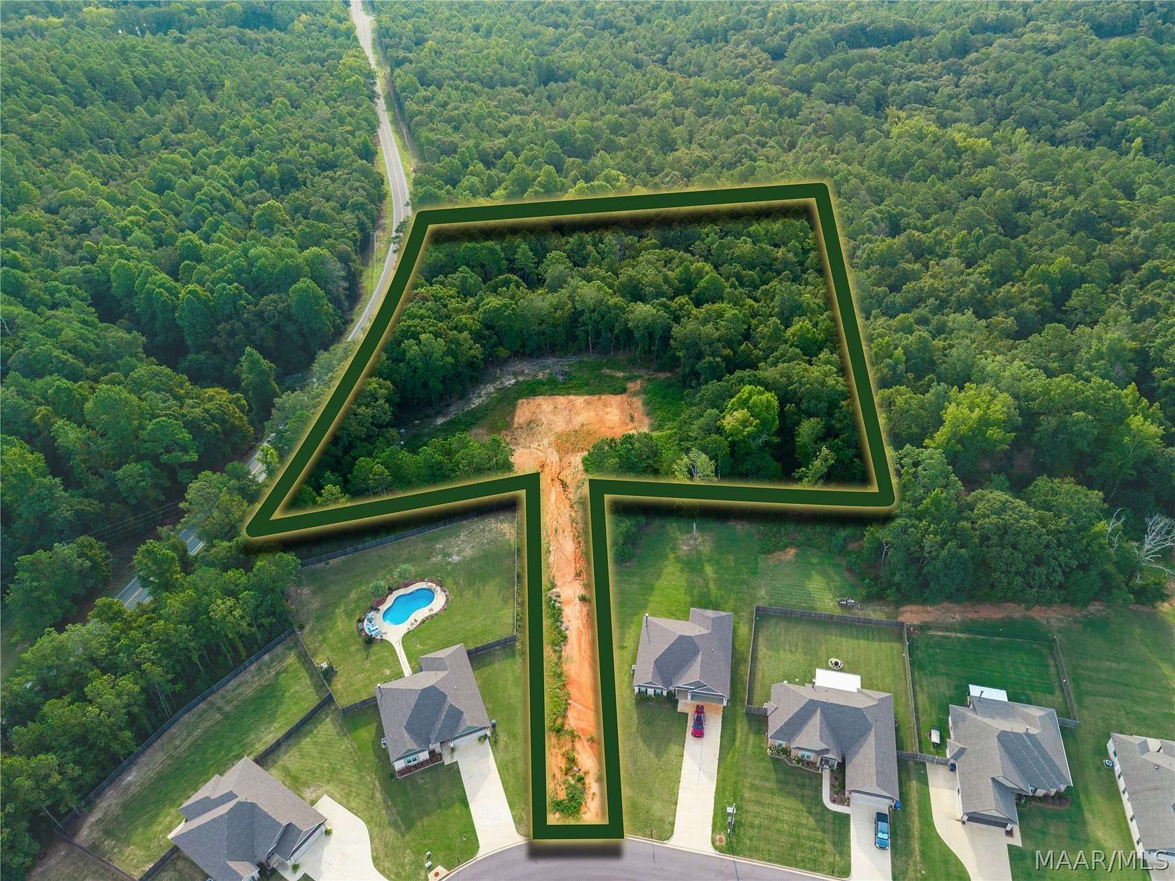 5.3 Acres of Residential Land for Sale in Wetumpka, Alabama