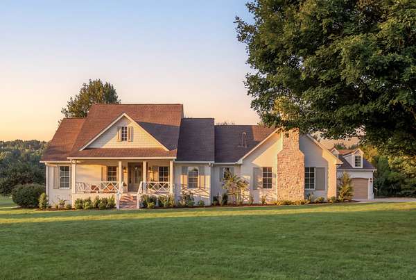 5.15 Acres of Land with Home for Sale in Franklin, Tennessee