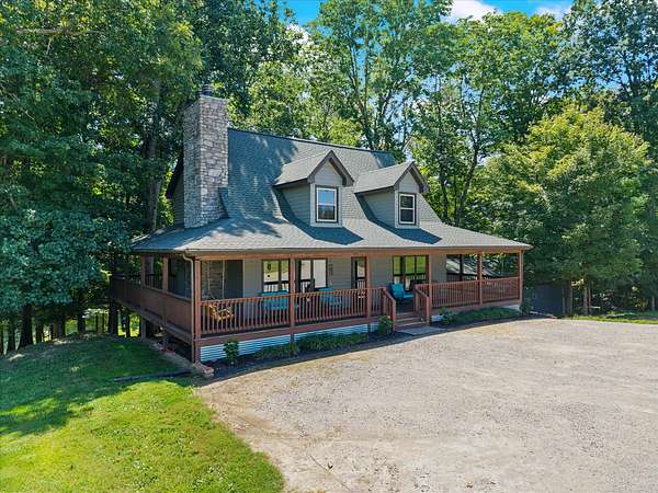 5.2 Acres of Land with Home for Sale in Greenbrier, Tennessee